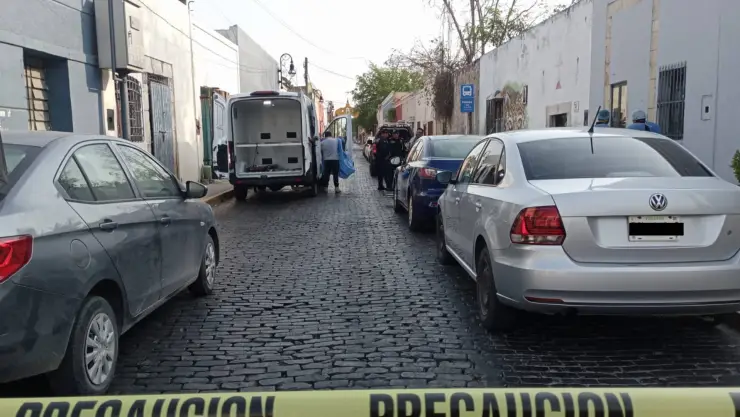 Hallan a hombre sin vida en una calle del centro de Mérida