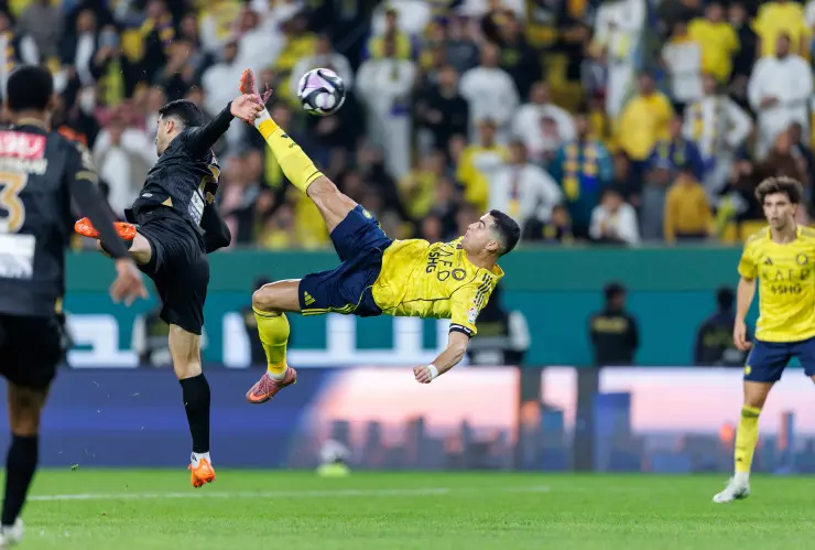 gol acrobático de cristiano ronaldo con al nassr.jpeg