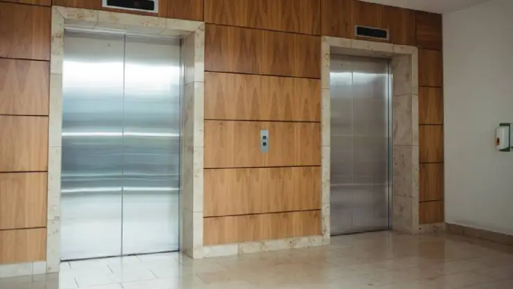 Joven murió prensada en el elevador de su trabajo en Guadalajara