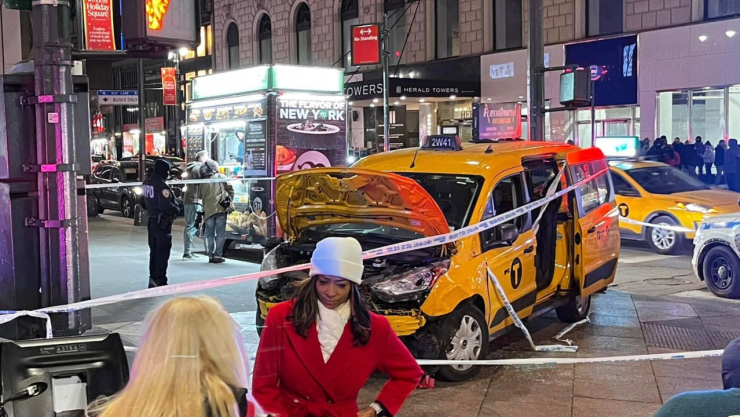 La zona donde el taxi atropelló a diversas personas en Nueva York se mantuvo bajo resguardo