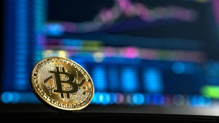 Bitcoin supera los 42 mil dólares por primera vez desde abril de 2022