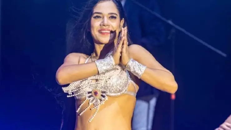 ¡Escándalo! Filtran la exorbitante cantidad que cobra Arleth por desfilar ante el público