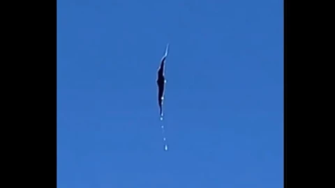_Se rompe el cielo en Francia, video viral de grieta en el firmamento.png