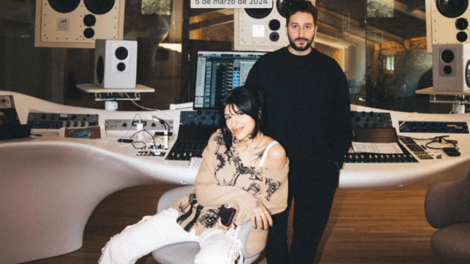 cazzu-tiene-nuevo-galan-esto-se-sabe