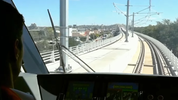 tren mexico querataro estaciones.jpg