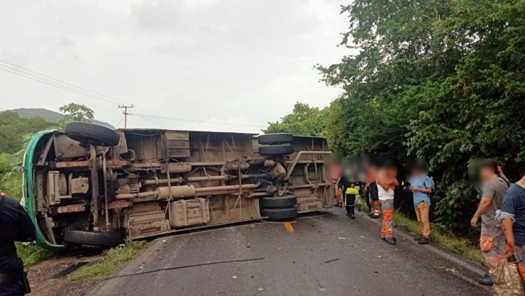 Los empleados se dirigían a Manzanillo, después de su jornada laboral.