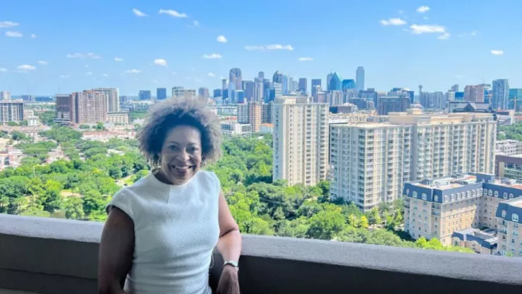 La protagonista de esta historia invirtió 1,000 dólares y factura millones al año.jpg