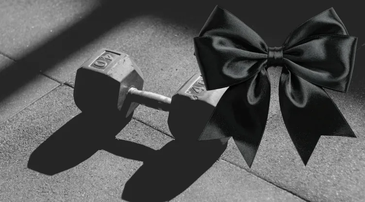 Muere reconocido influencer fitness a los 48 años mientras entrenaba en un gimnasio: Esto se sabe hasta el momento