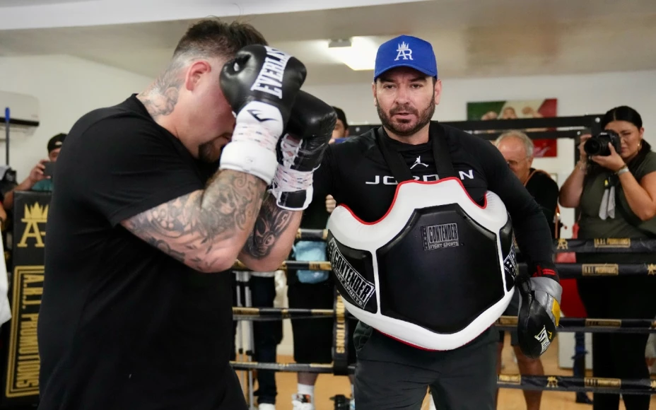 Andy Ruiz en entrenamiento para pelea ante Luis Ortiz