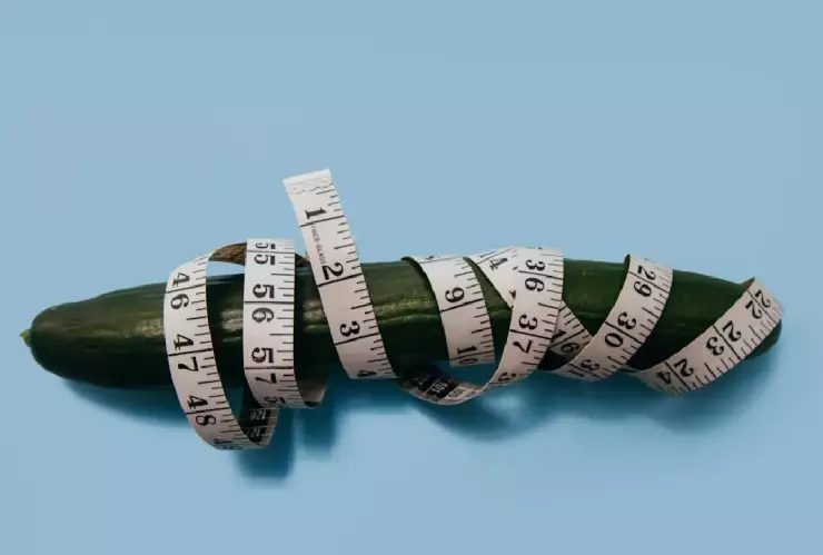 Hombres con pene pequeño prefieren comprar objetos de lujo_ estudio de la University College of London