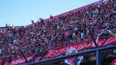 Aficionado de futbol se quita la vida porque su equipo descendió