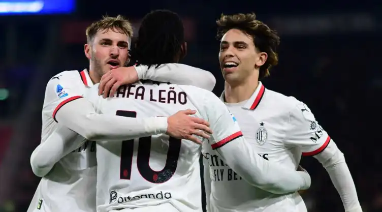 Santiago Gimenez asistencia Rafael Leao AC Milan vs Bolonia