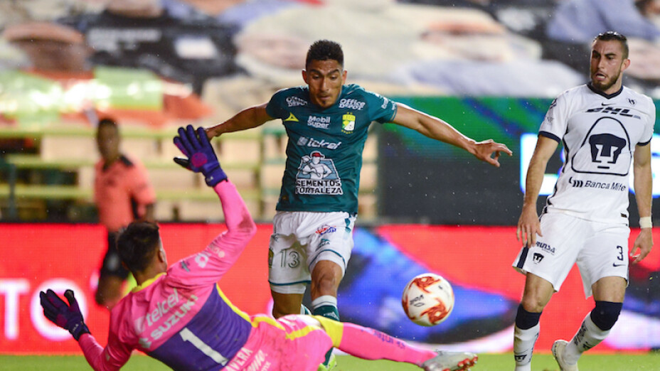Alfredo Talavera expulsado César Ramos