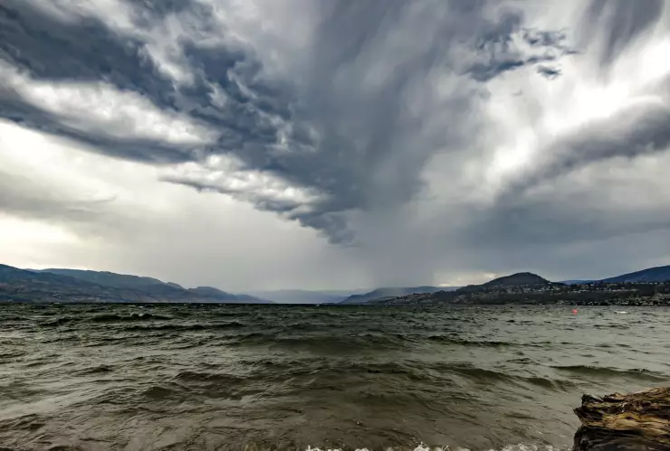 Clima en Puerto Vallarta, Jalisco, afectado por el Frente Frío 25