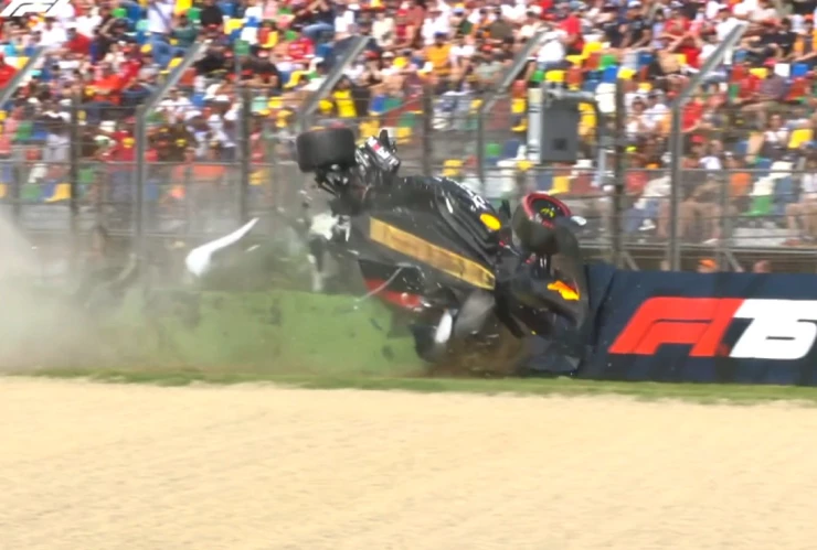 Accidente de Yuki Tsunoda en Imola