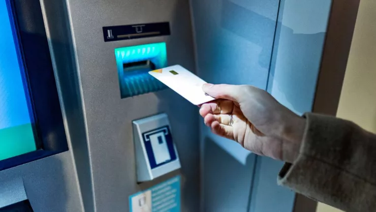 bancos 1 mayo abiertos