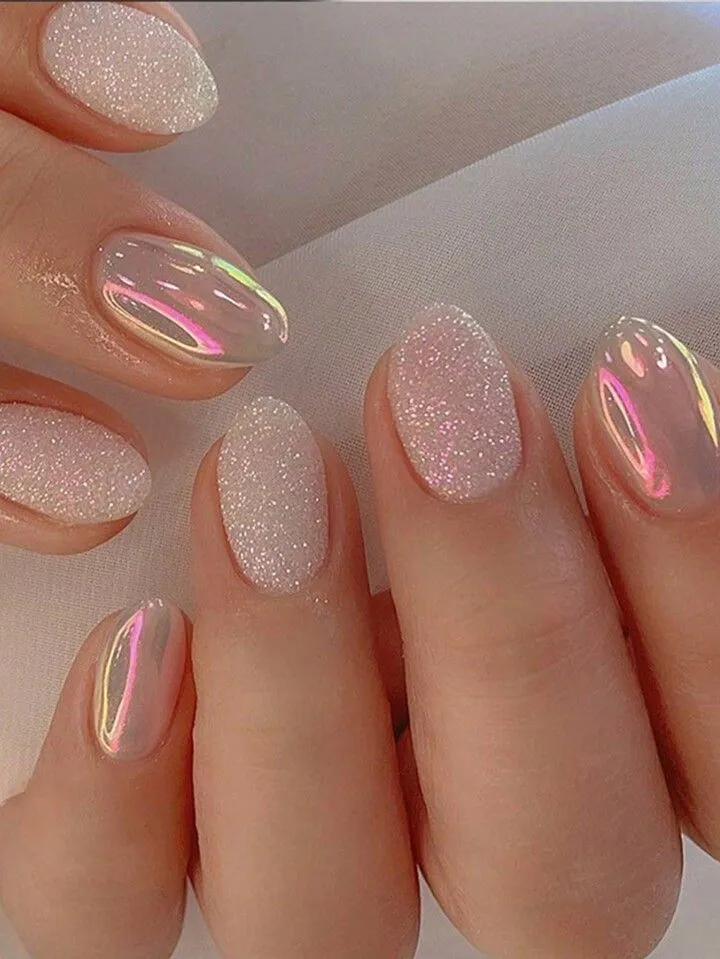 39 diseños de uñas que puedes usar en rubber y se verán elegantes: en cuadradas o almendradas