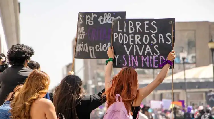 Manifestación de mujeres por el Día Internacional de la Mujer (8M)