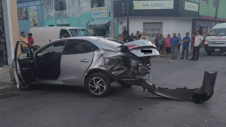 accidente auto grua centro de merida