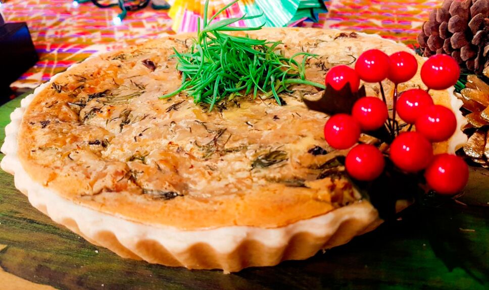Pastel de romeritos con pollo y papas
