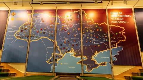 Antony Blinken dijo que Ucrania ha recuperado la mitad del territorio que le arrebató Rusia inicialmente en su invasión.