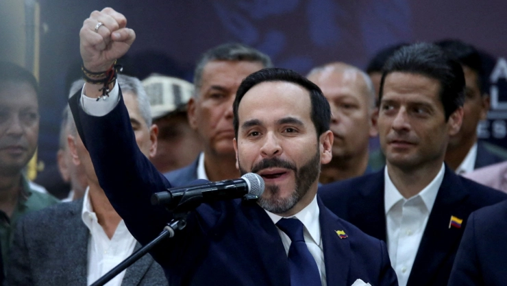 Abelardo de la Espriella asume la presidencia