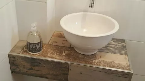 4 diseños de lavabos para tu baño pequeño: no salpican agua y tienen mucho espacio para guardar cosas