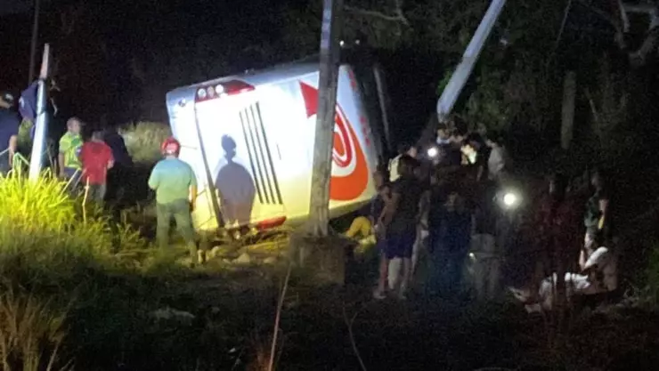 Volcadura Tlalixcoyan 05 de marzo 2023.