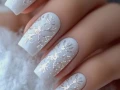 10 ideas de uñas copo de nieve para presumir en Navidad