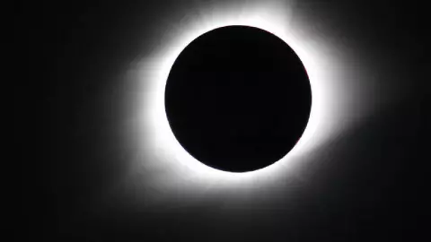 Eclipse total de sol en México y 7 eventos astronómicos IMPERDIBLES en América Latina en 2024