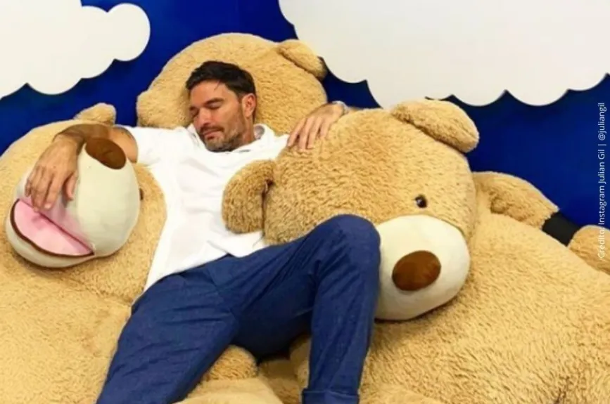 Julián Gil.