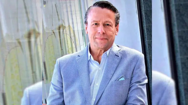 Alfredo Adame afirma que su exnovia no es mujer de nacimiento