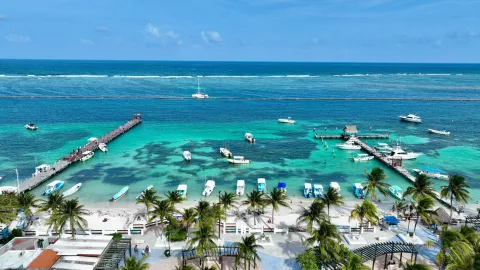 PLAYA SARGAZO QUINTANA ROO 17 JUNIO 2025