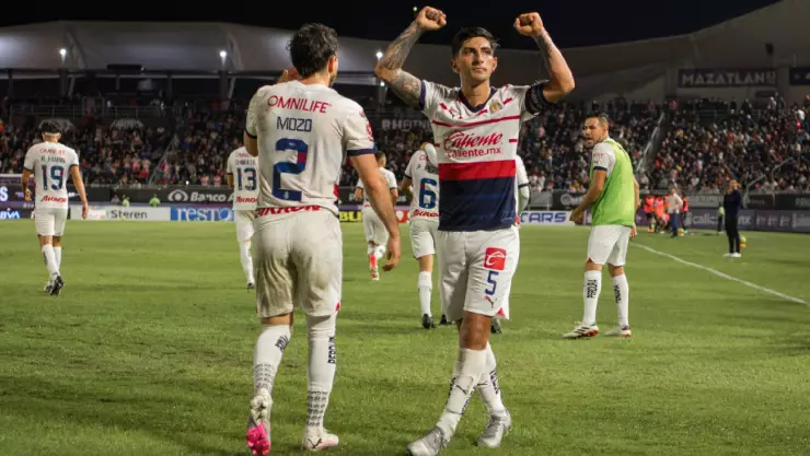 V&iacute;ctor Guzm&aacute;n