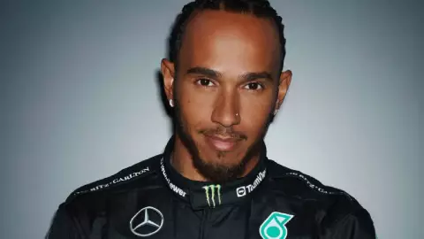 Hamilton revela detalles la sobre la película de Fórmula 1 junto a Brad Pitt