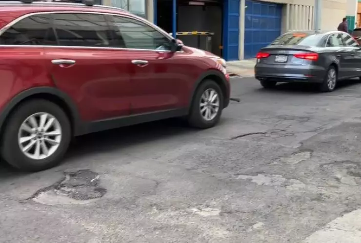 baches daños vehículos costo