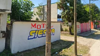 Mujer sin vida es localizada en habitación de hotel en la colonia Aviación, Las Choapas