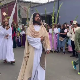 Representación del Domingo de Ramos en Iztapalapa