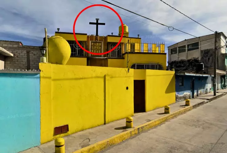La cruz en el techo alimenta la leyenda de una casa embrujada en Perote