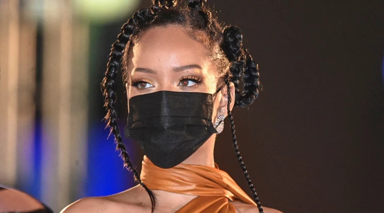 ¡Bebé niño! La cantante Rihanna y el rapero A$AP Rocky ya son papás