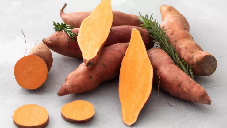 ¿Cuál es el alimento que cuida la salud de tus ojos y previene la ceguera?