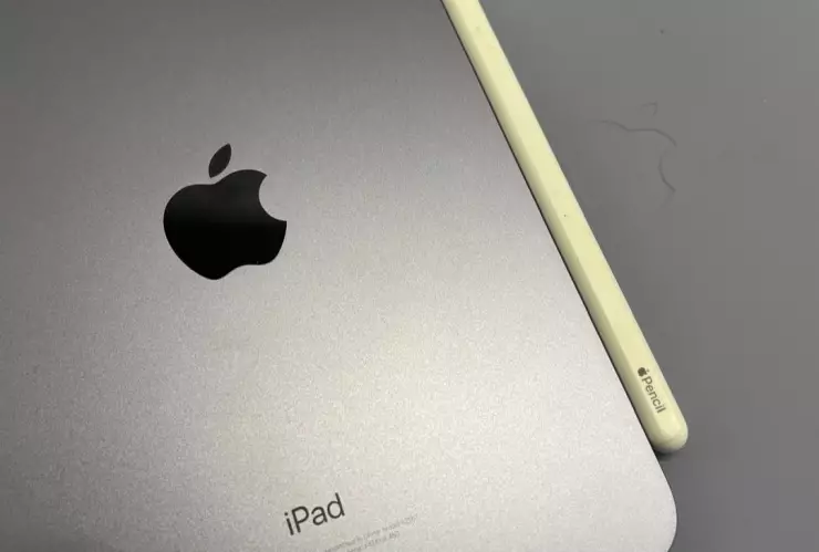 iPad Air 2025