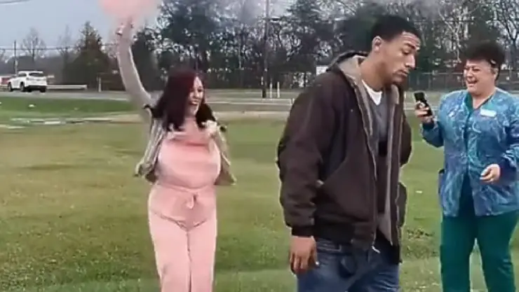 VIDEO Abandona a su esposa en fiesta de revelación al ver el sexo de su bebé