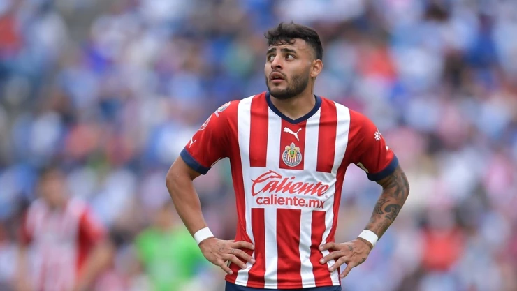 Chelsea PSV Atalanta europeos interesados en Alexis Vega.