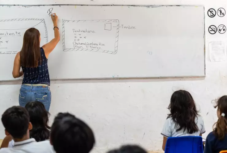Convocan a maestros al Programa de Enseñanza del Idioma Inglés en Quintana Roo; aquí los detalles