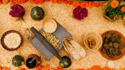 El significado de la ofrenda y el altar de muertos