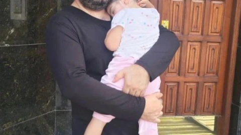 José Eduardo Derbez y su hija Tessa disfrutan de Bilbao