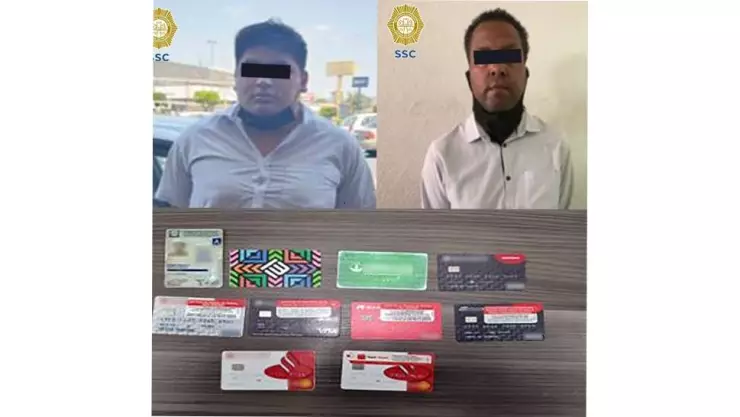 B02H9U DETENIDOS CON 14 TARJETAS BANCARIAS21.jpg