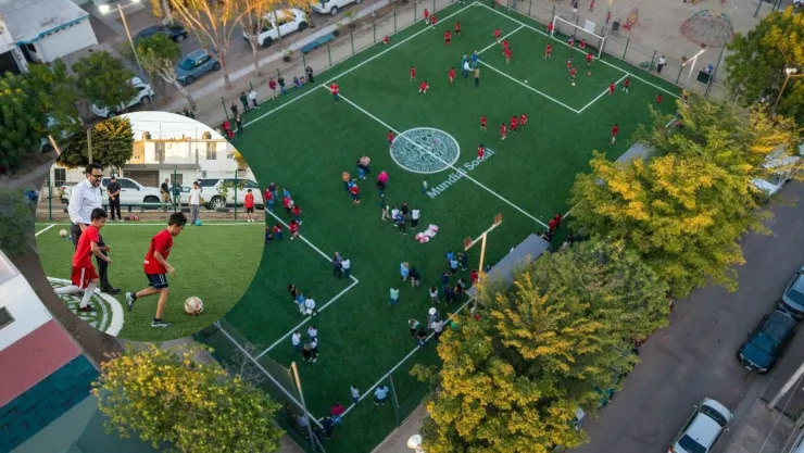 Alcalde de Culiacán entrega cancha de futbol en el fraccionamiento La Puerta en Culiacán. .jpg