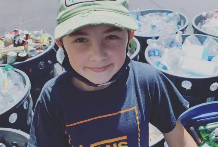 Empresa de reciclaje, niño A.jpg